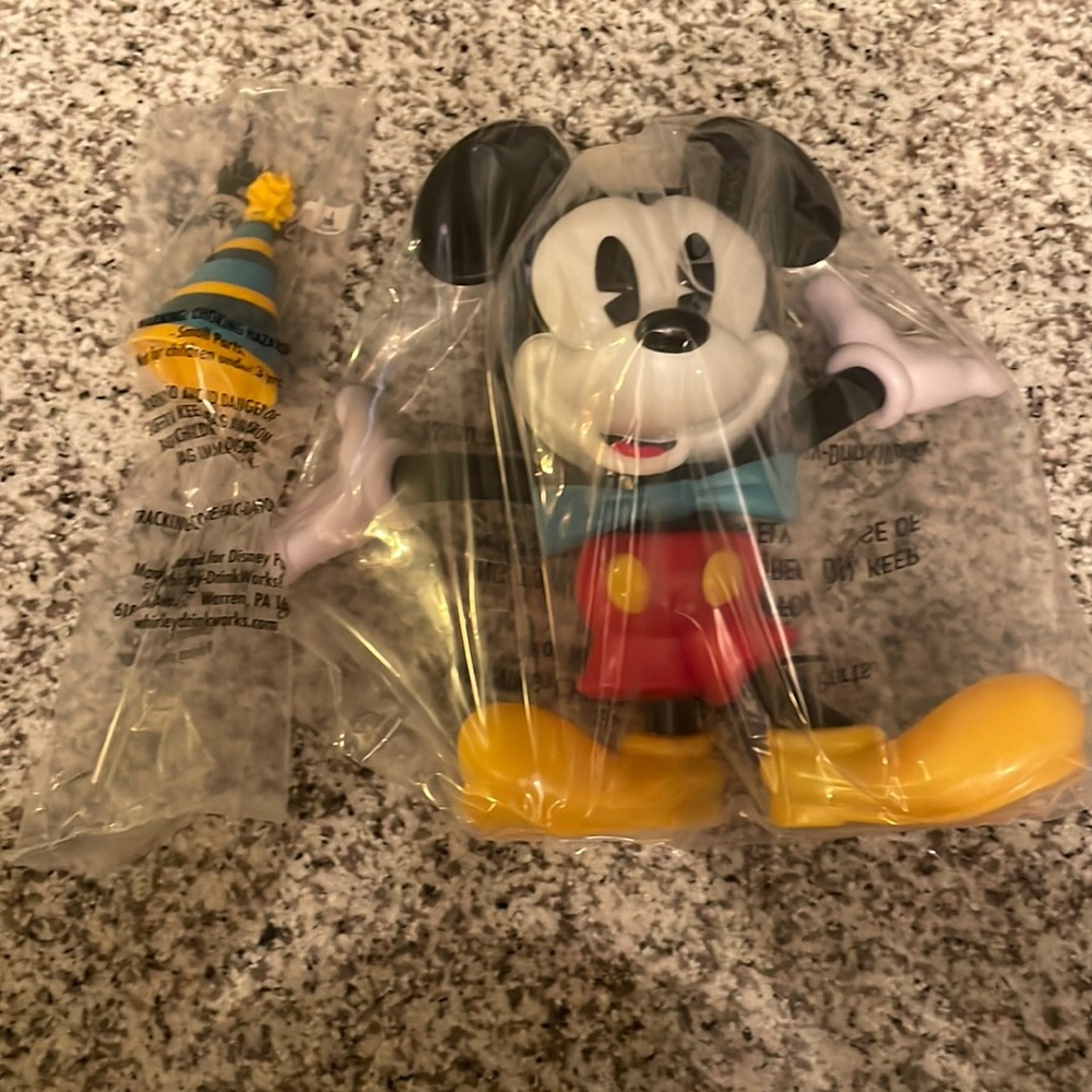 Mickey birthday sipper